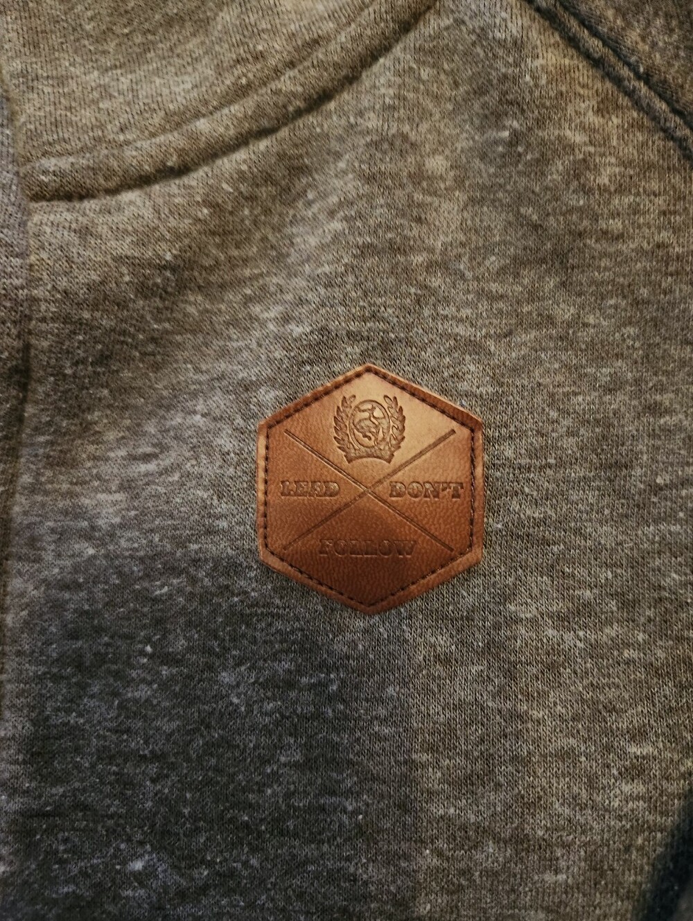 Cinch jacket - Picture 3 of 4